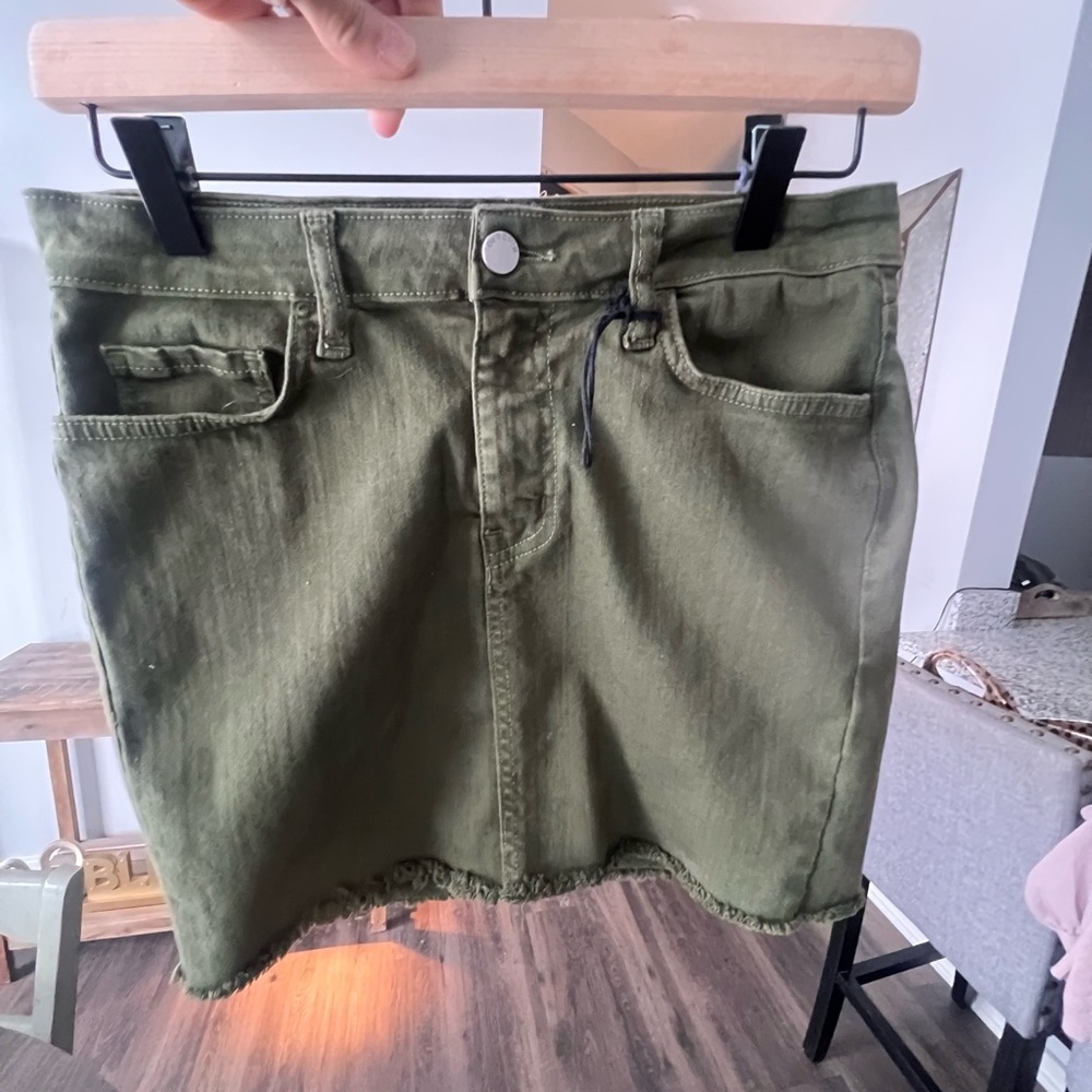 Olive Green Women's Soft Denim Skirt Size Small-NWOT